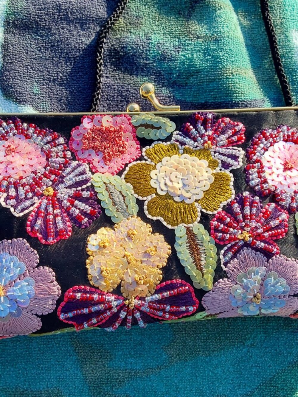 Vintage Valerie Stevens Evening Bag Black with Beautiful sequin flowers GORGEOUS - Picture 16 of 16
